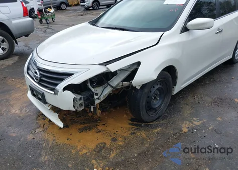 2013 Nissan Altima 2.5 S from USA, damaged, VIN 1N4AL3AP6DC202571